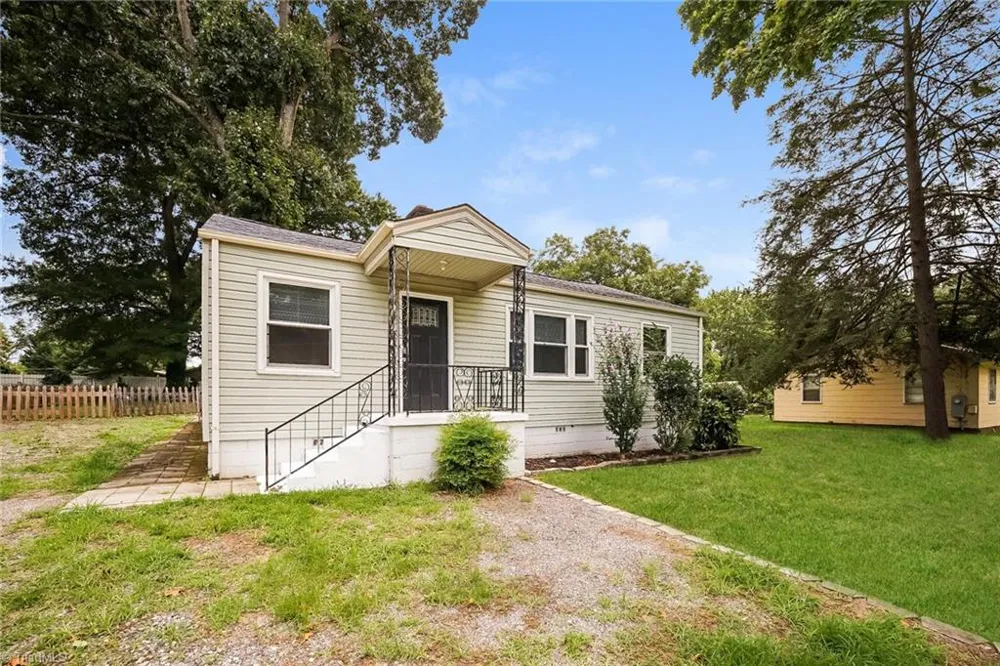 309 Eastside Drive Statesville, NC 28625