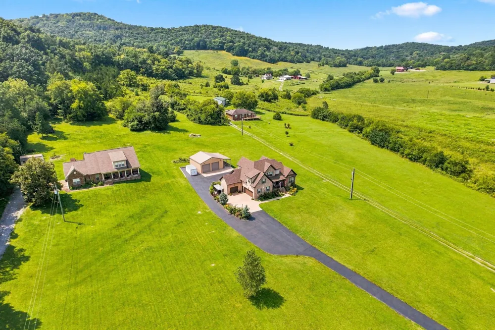 1773 Kennedy Creek Rd Auburntown, TN 37016