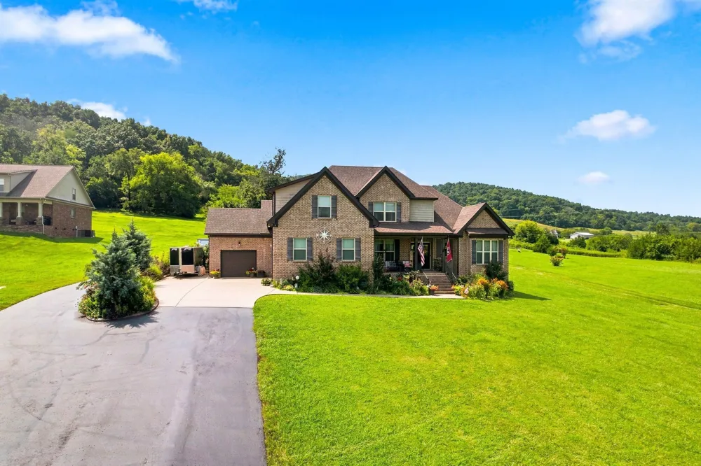 1773 Kennedy Creek Rd Auburntown, TN 37016