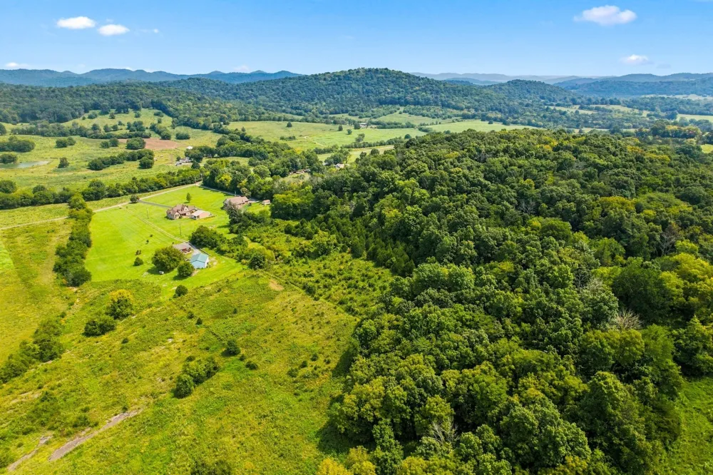 1773 Kennedy Creek Rd Auburntown, TN 37016