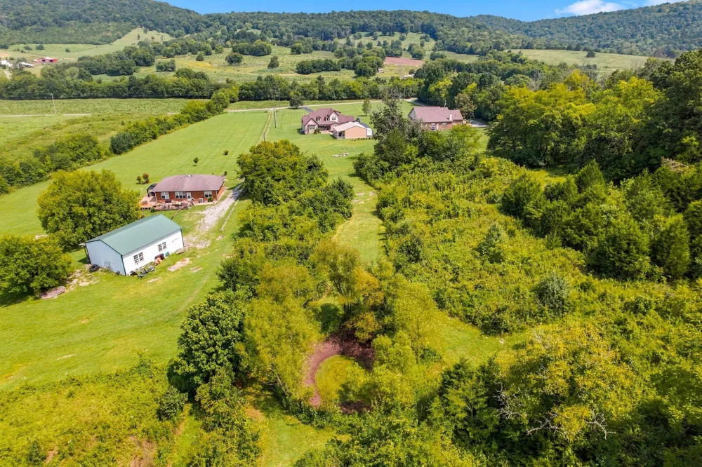 1773 Kennedy Creek Rd Auburntown, TN 37016