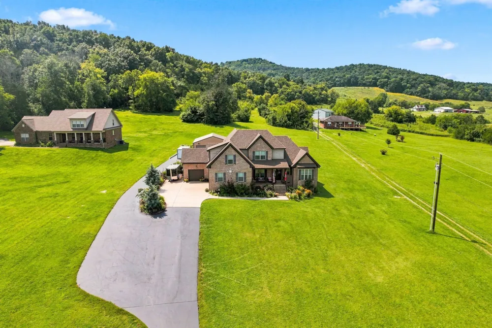 1773 Kennedy Creek Rd Auburntown, TN 37016