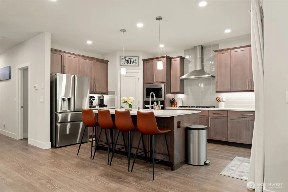 18804 14th Place W Lynnwood, WA 98037