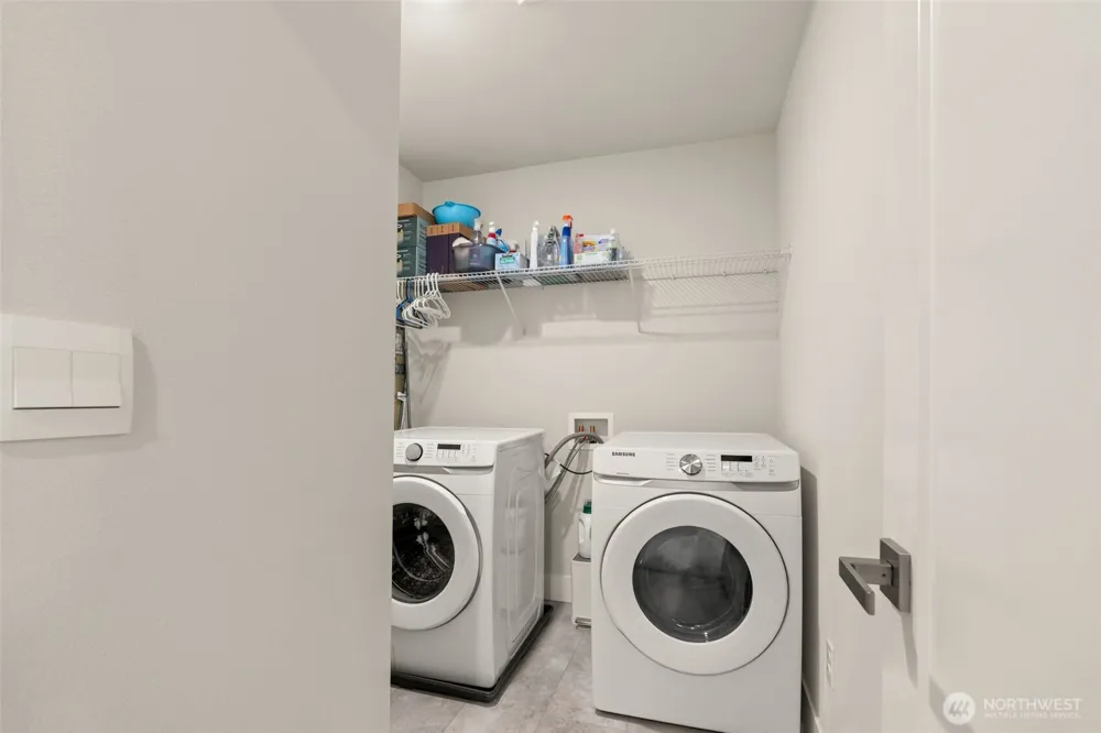 18804 14th Place W Lynnwood, WA 98037