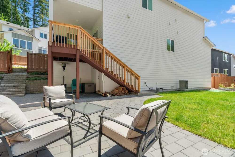18804 14th Place W Lynnwood, WA 98037
