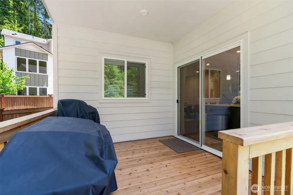 18804 14th Place W Lynnwood, WA 98037