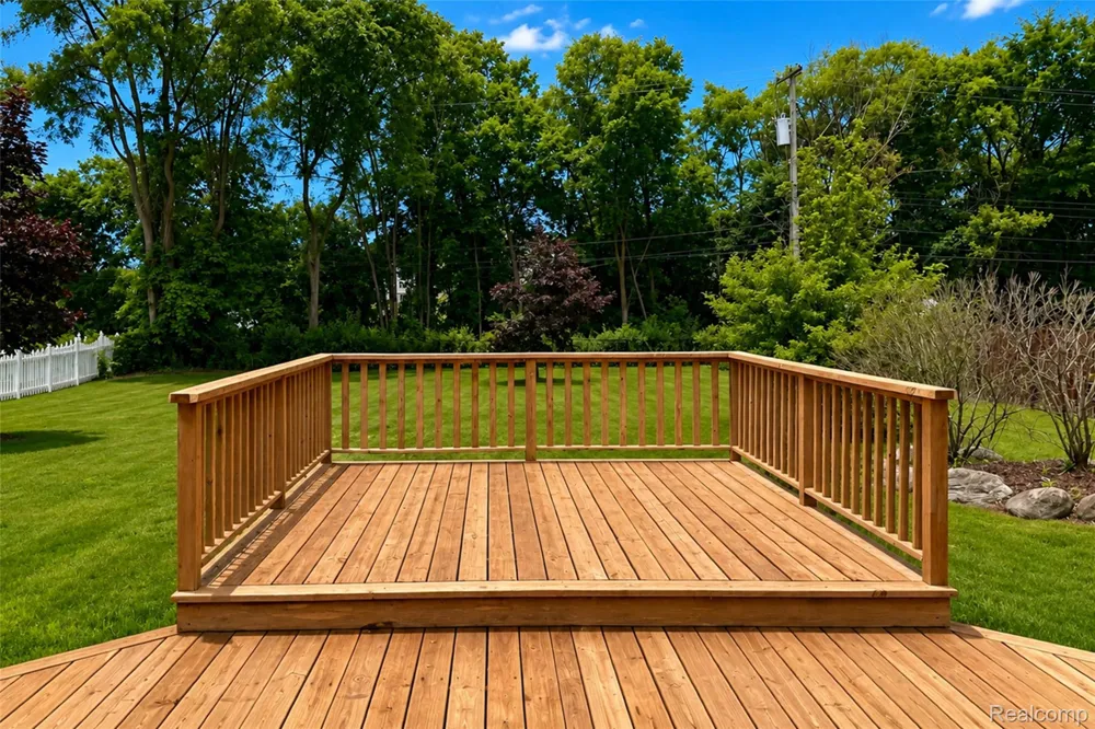 41585 Cherry Hill Road Canton Charter Township, MI 48188