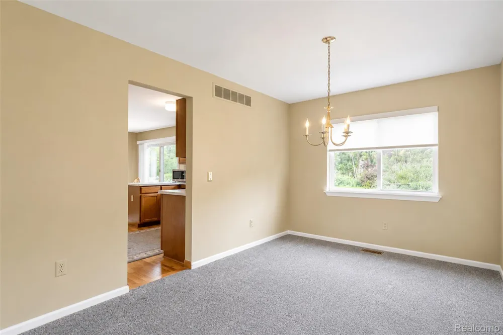41585 Cherry Hill Road Canton Charter Township, MI 48188