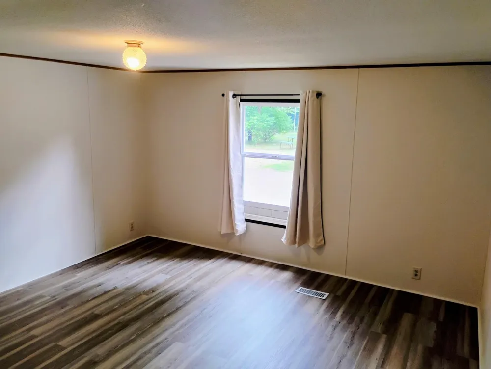 770 129th Avenue #23 Wayland Township, MI 49344