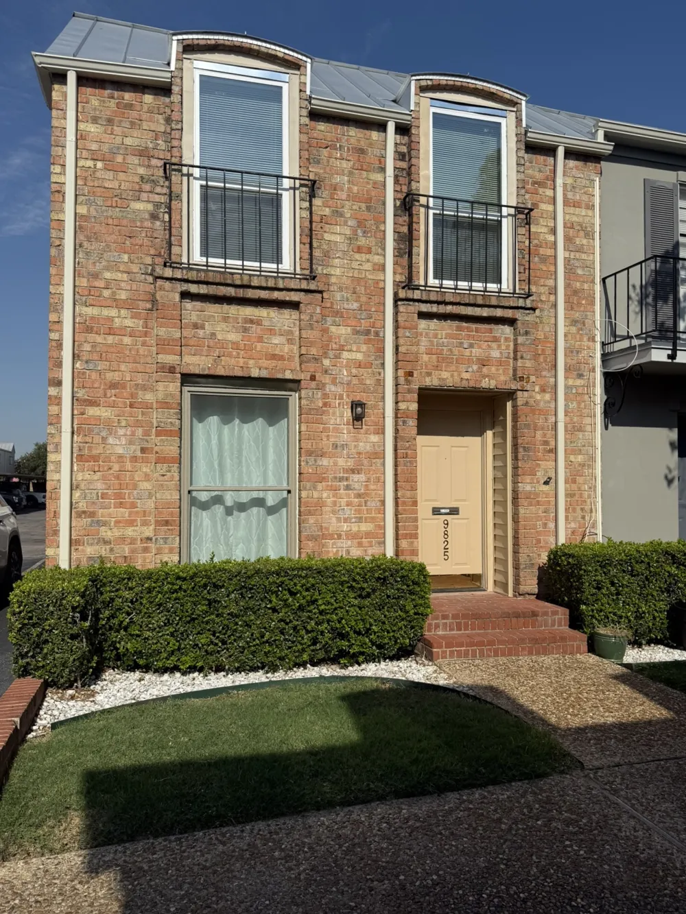 9825 Park Lane Court Dallas, TX 75220