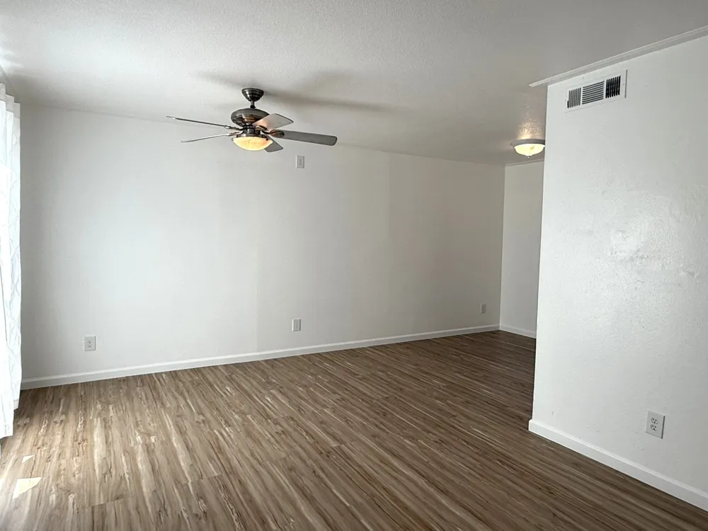 9825 Park Lane Court Dallas, TX 75220