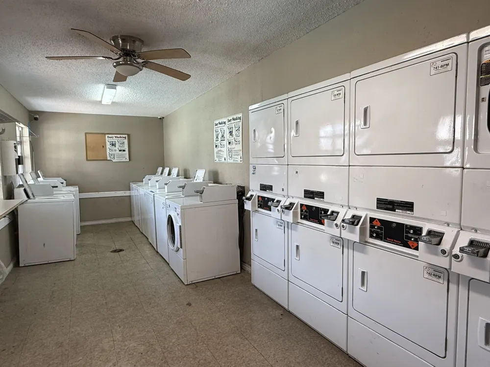 9825 Park Lane Court Dallas, TX 75220