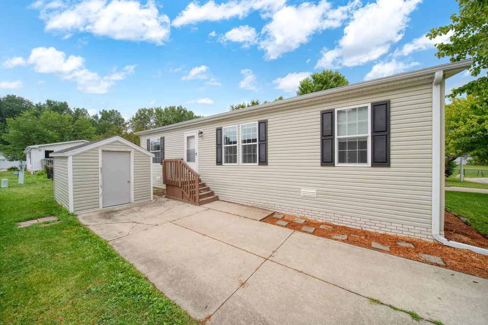520 Missouri River Court Adrian, MI 49221