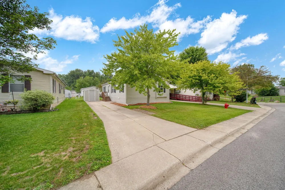 520 Missouri River Court Adrian, MI 49221