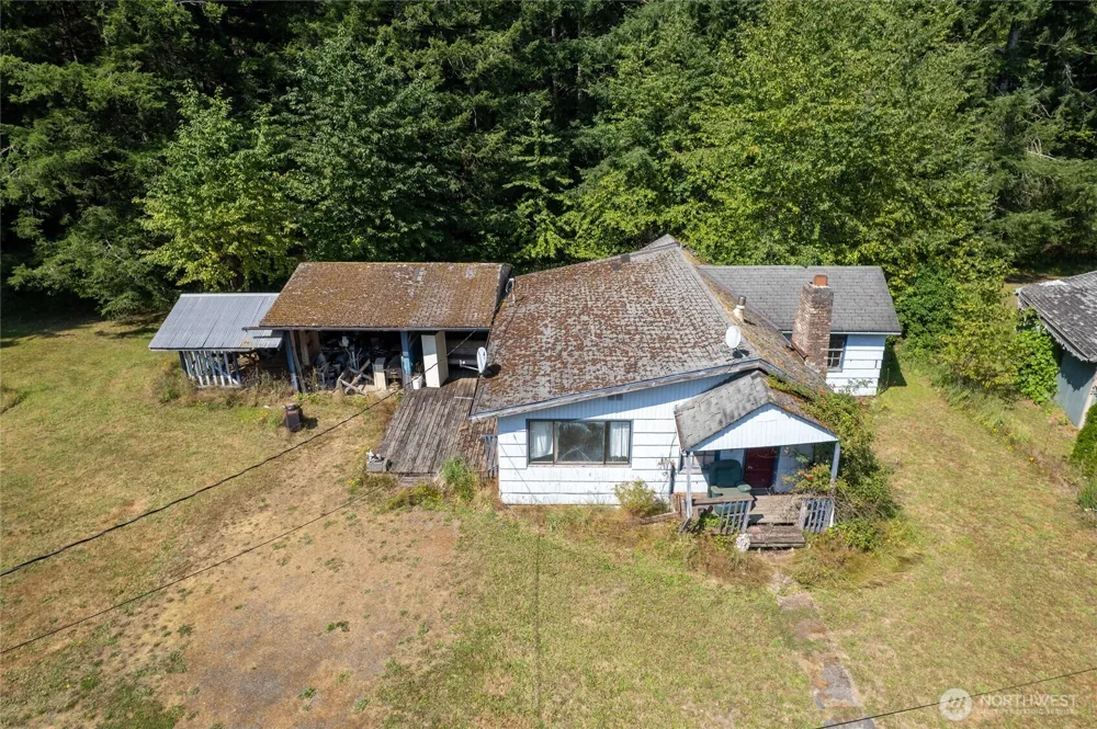22520 State Route 706 E Ashford, WA 98304