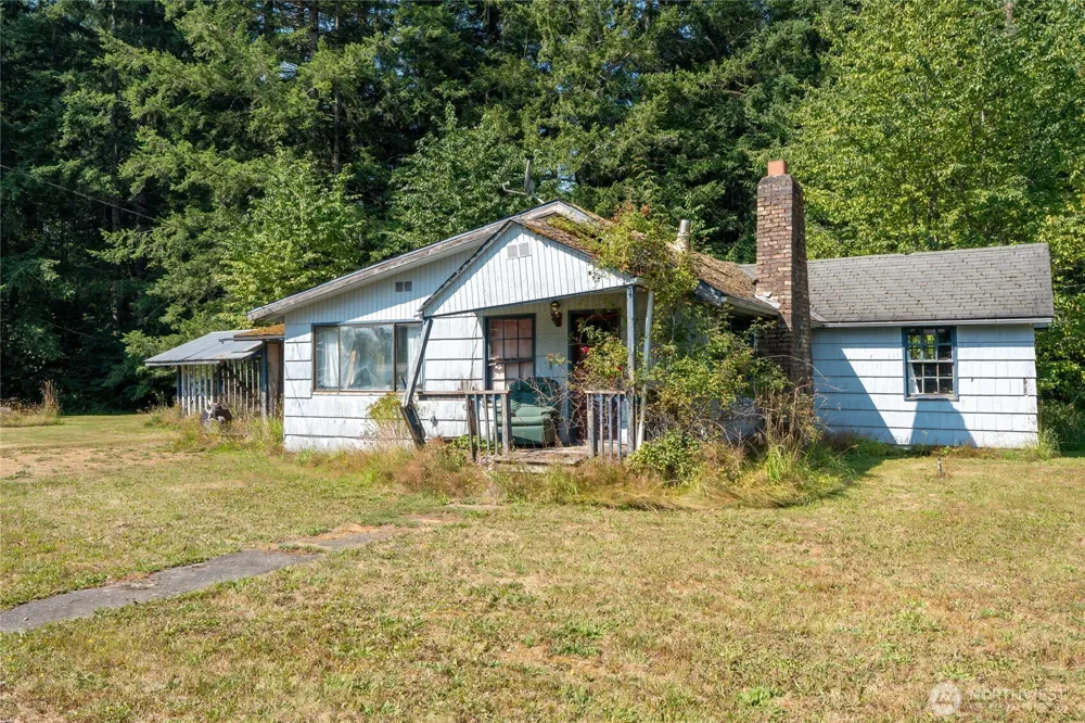 22520 State Route 706 E Ashford, WA 98304