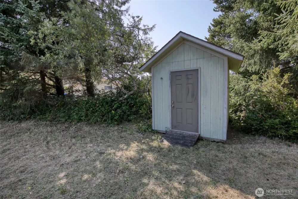 133 Cakesosta Street SW Ocean Shores, WA 98569