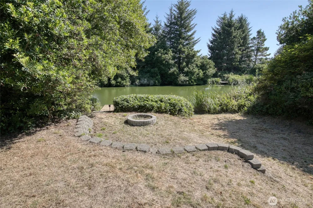 133 Cakesosta Street SW Ocean Shores, WA 98569