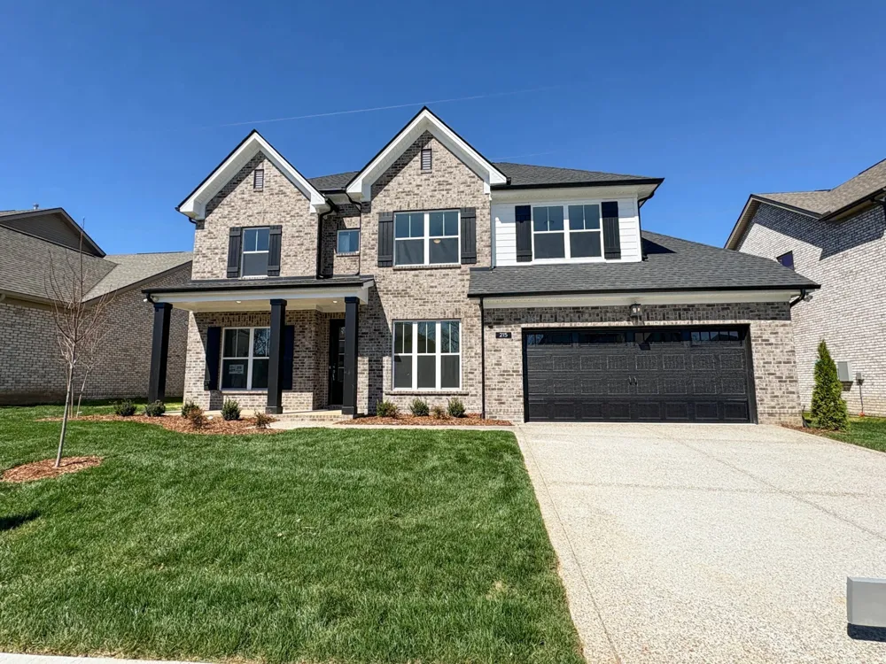 215 Settlers Way Hendersonville, TN 37075