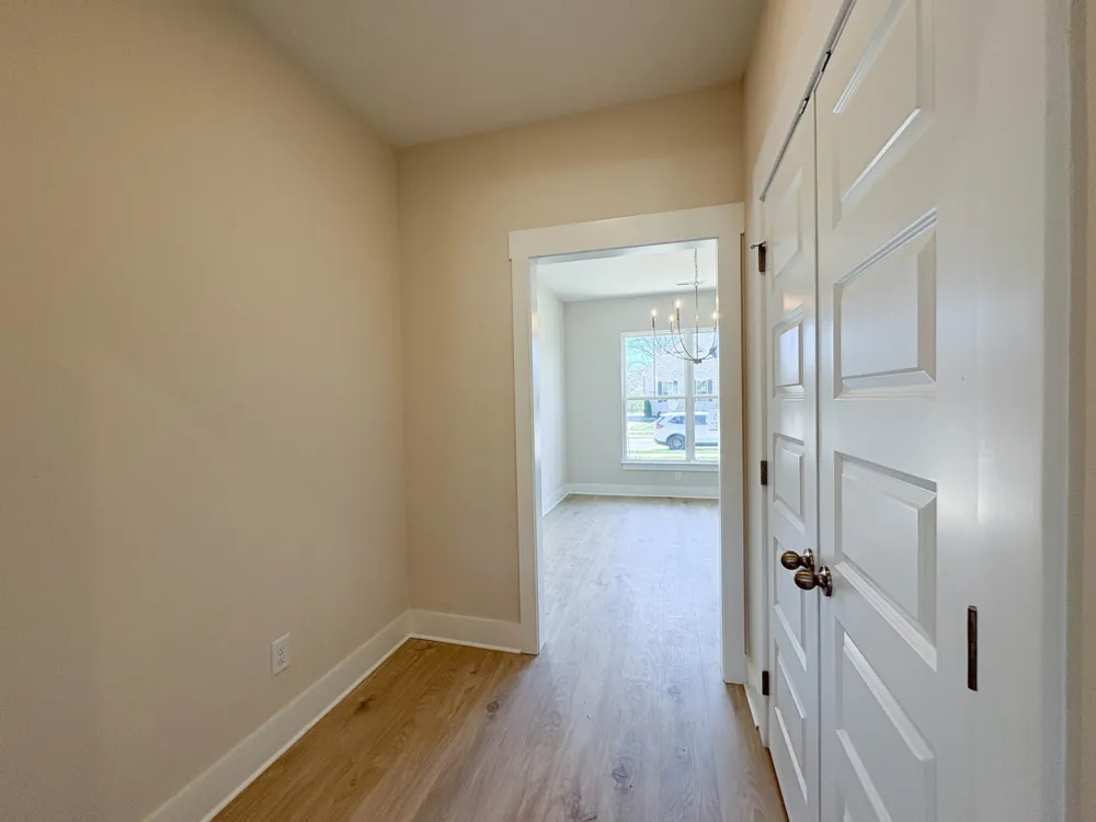 215 Settlers Way Hendersonville, TN 37075