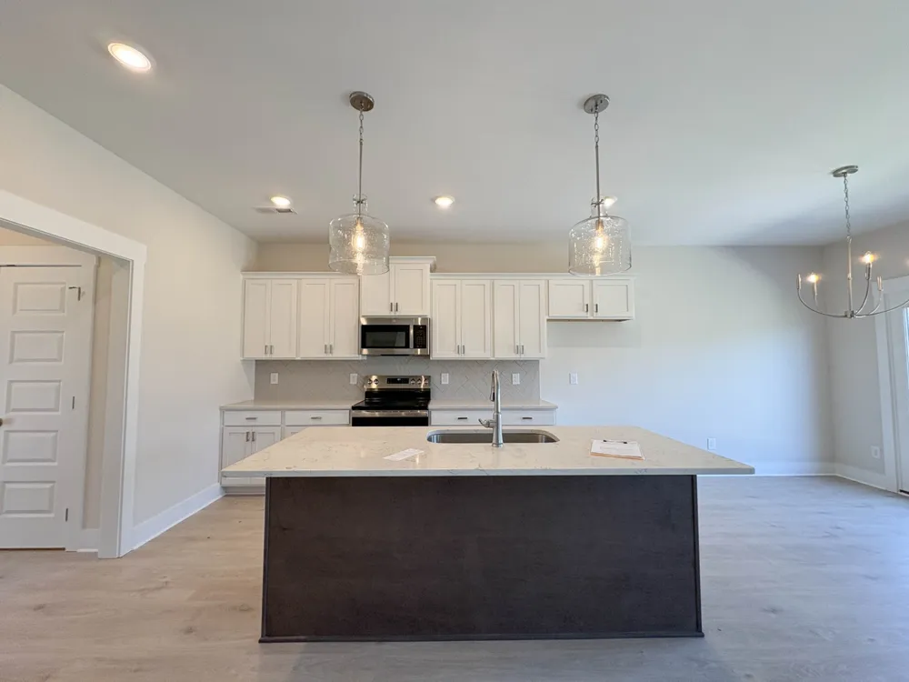 215 Settlers Way Hendersonville, TN 37075