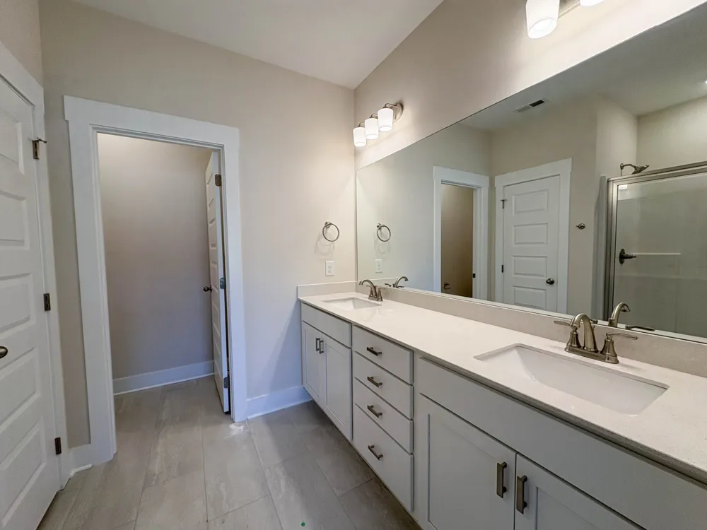 215 Settlers Way Hendersonville, TN 37075