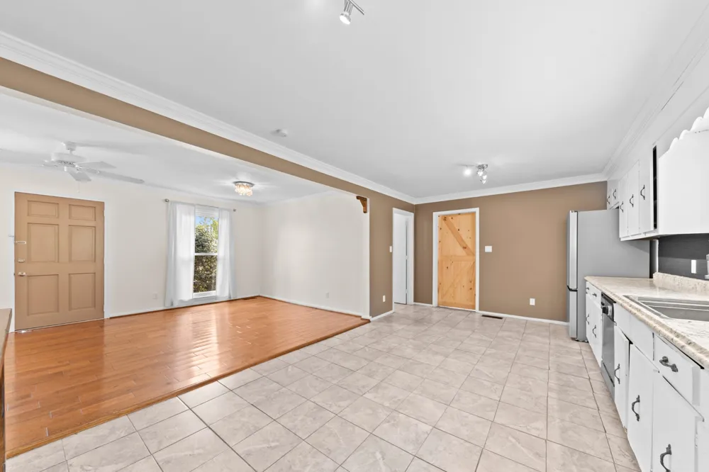 511 N Main St Cornersville, TN 37047