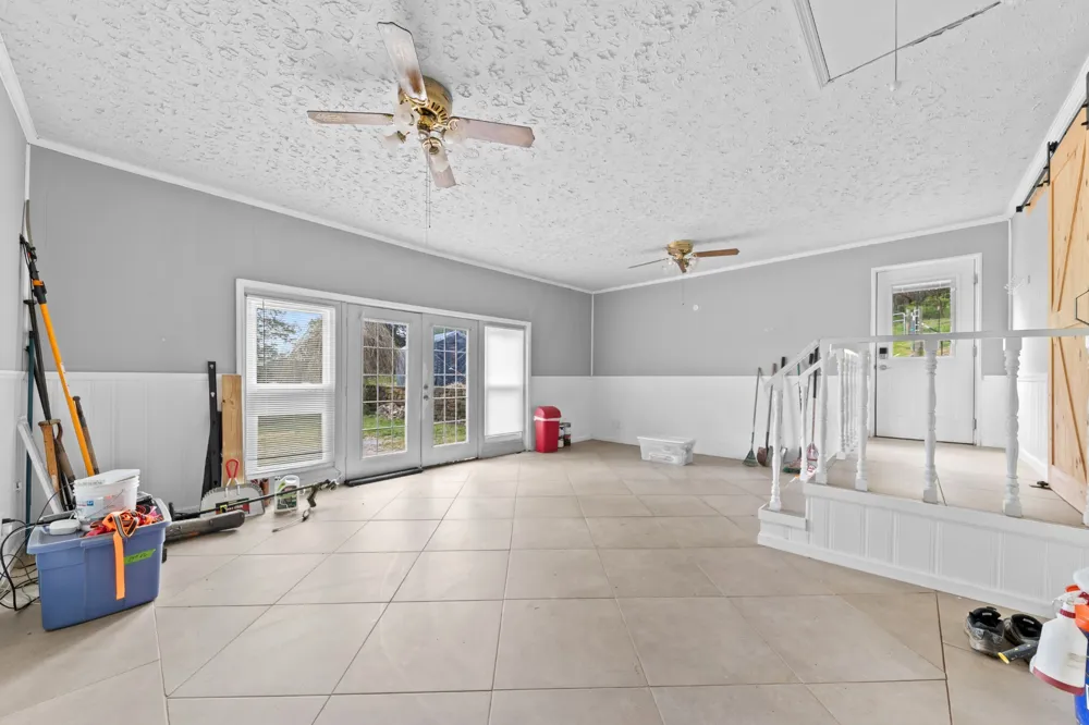 511 N Main St Cornersville, TN 37047