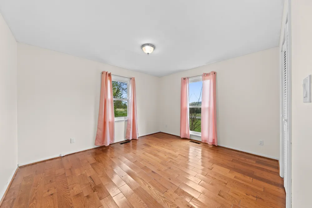 511 N Main St Cornersville, TN 37047