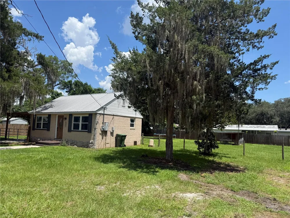 937 COUNTY ROAD 481W Lake Panasoffkee, FL 33538