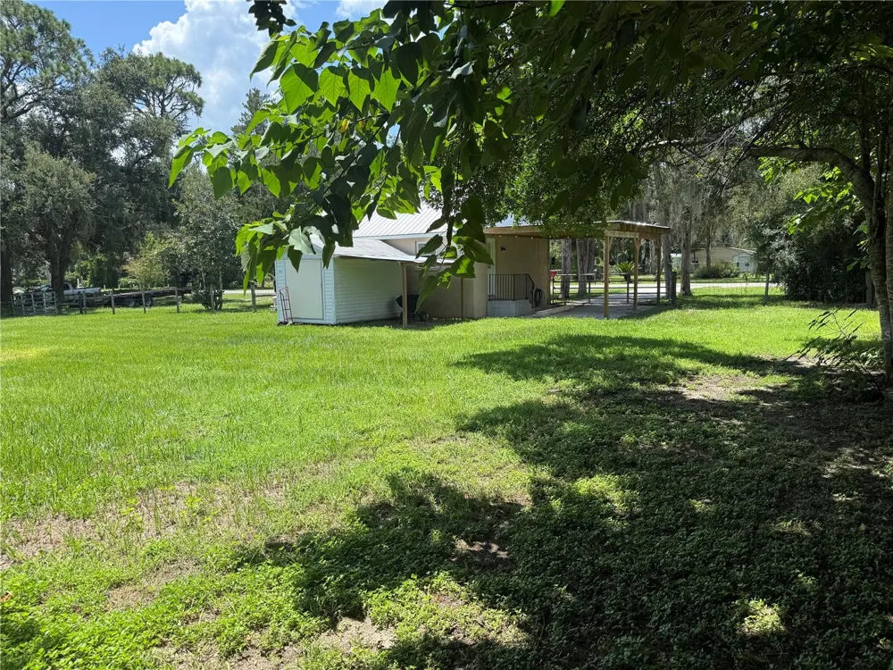 937 COUNTY ROAD 481W Lake Panasoffkee, FL 33538