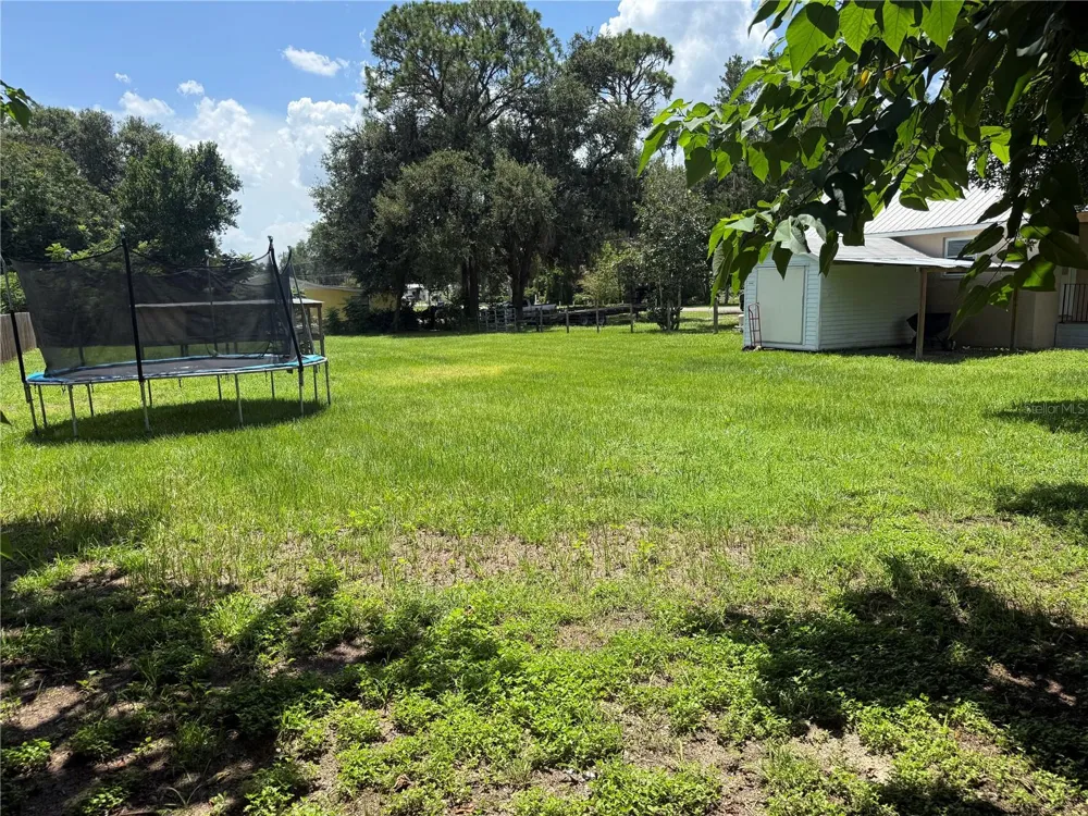 937 COUNTY ROAD 481W Lake Panasoffkee, FL 33538