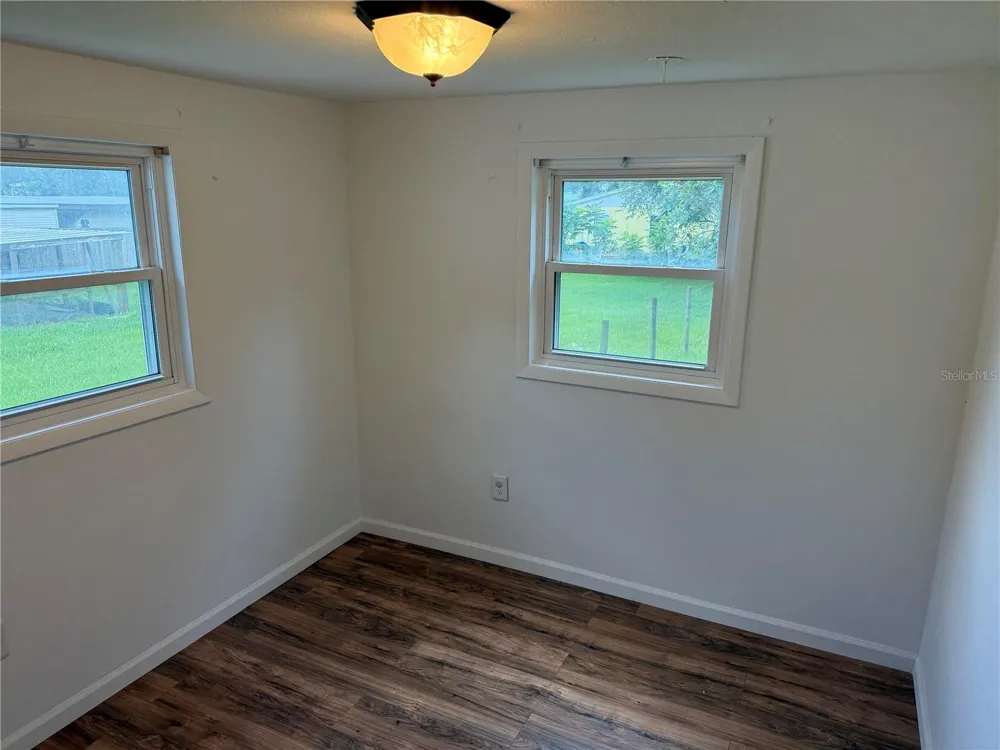 937 COUNTY ROAD 481W Lake Panasoffkee, FL 33538