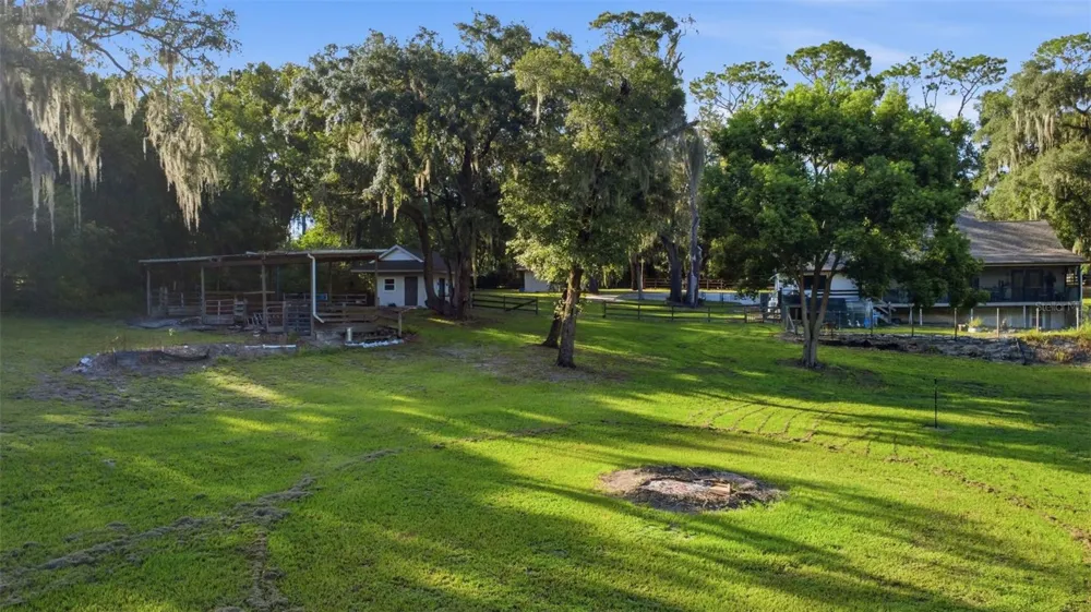 19832 W ELDORADO DRIVE Eustis, FL 32736