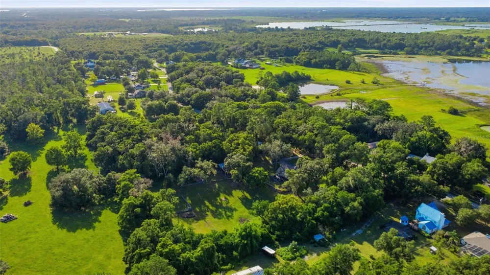 19832 W ELDORADO DRIVE Eustis, FL 32736