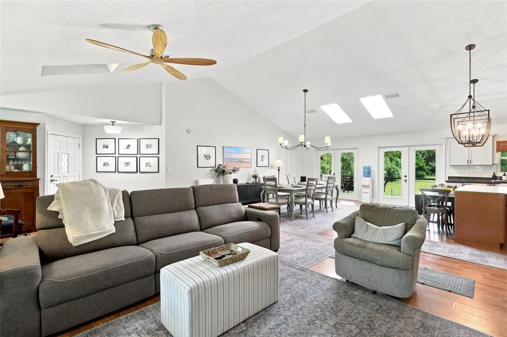 19832 W ELDORADO DRIVE Eustis, FL 32736
