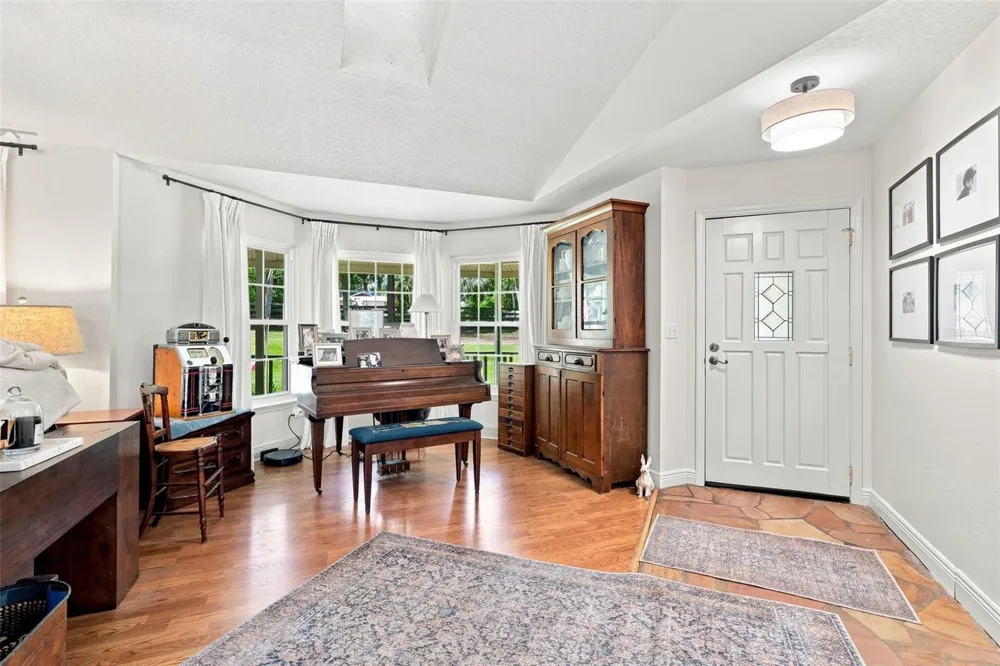 19832 W ELDORADO DRIVE Eustis, FL 32736