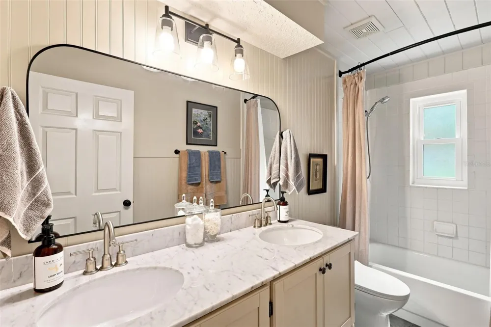 19832 W ELDORADO DRIVE Eustis, FL 32736