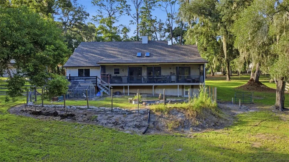 19832 W ELDORADO DRIVE Eustis, FL 32736