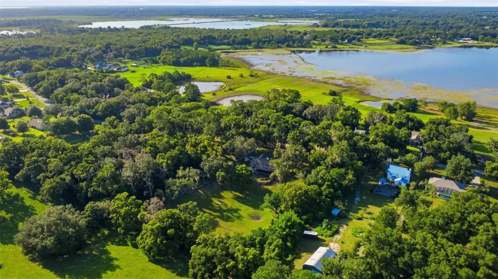 19832 W ELDORADO DRIVE Eustis, FL 32736