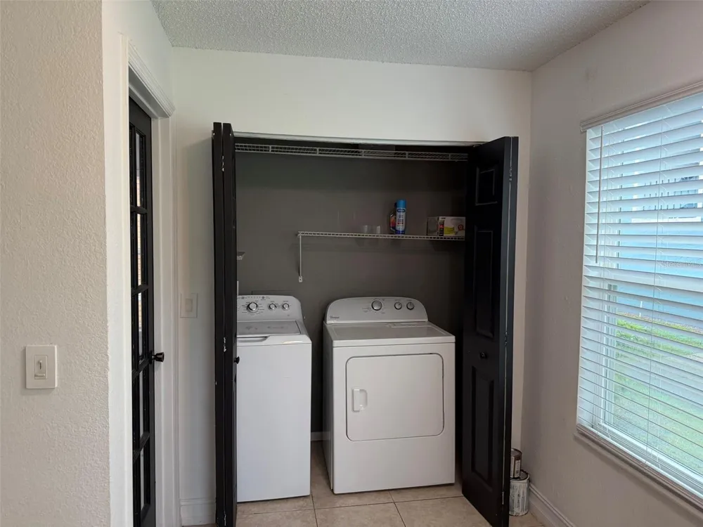 4658 COMMANDER DRIVE #813 Orlando, FL 32822