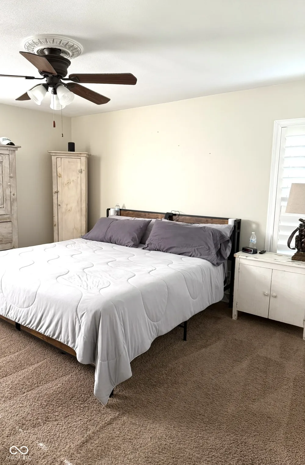 3043 Olive Branch Road Greenwood, IN 46143