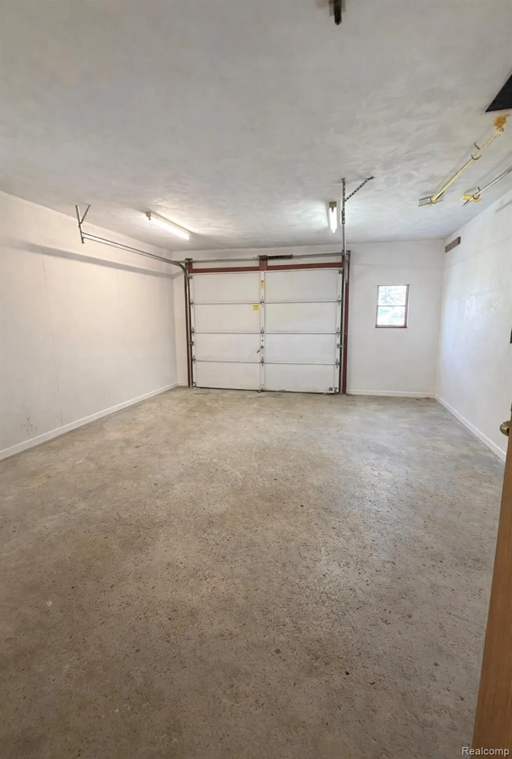 2315 Hartwick Highway Lincoln Park City, MI 48146