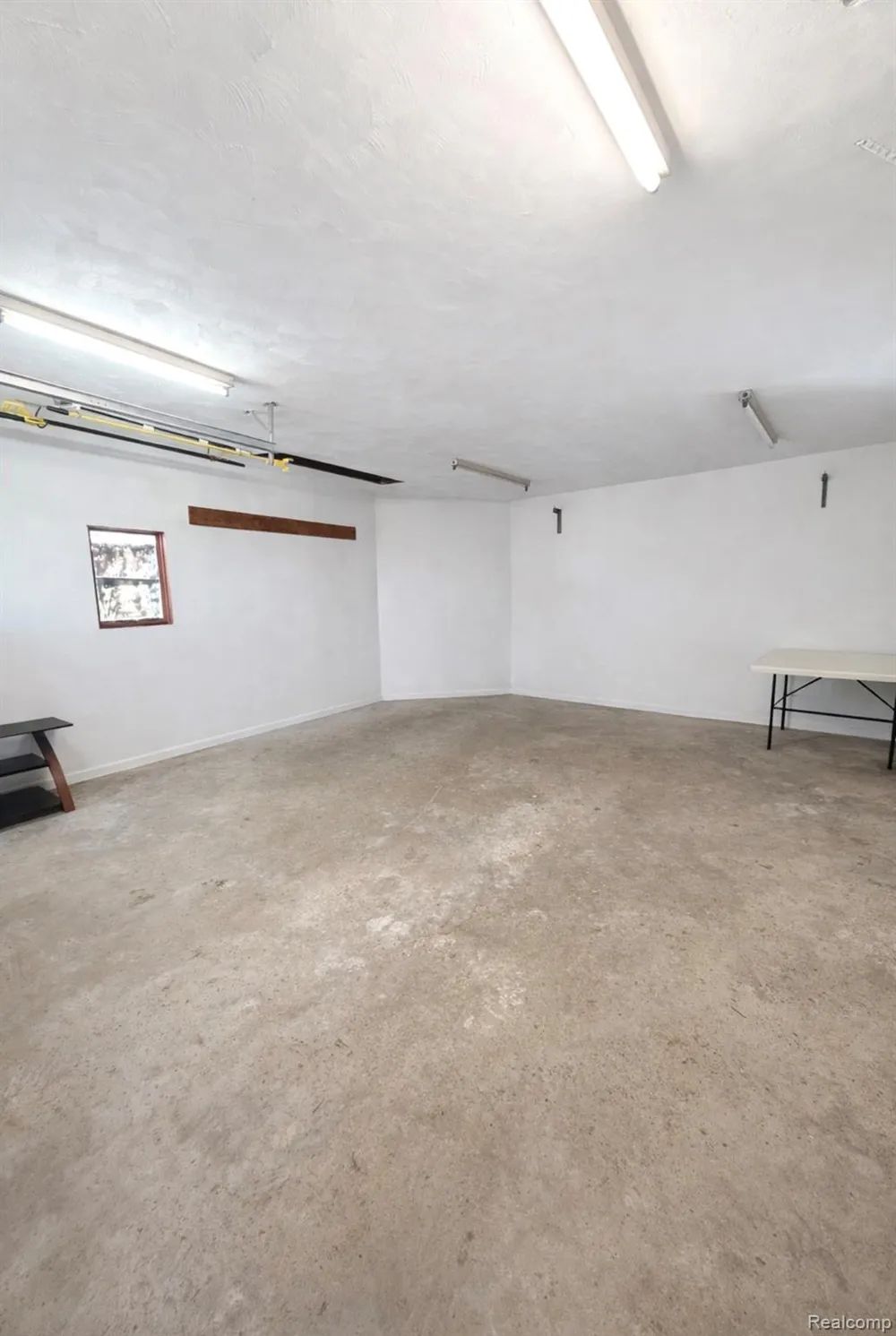 2315 Hartwick Highway Lincoln Park City, MI 48146
