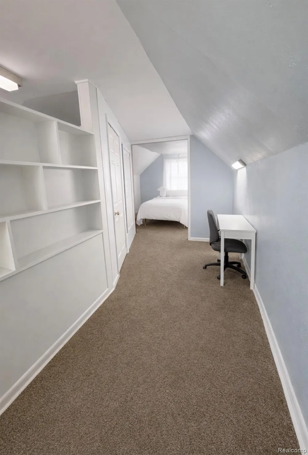 2315 Hartwick Highway Lincoln Park City, MI 48146