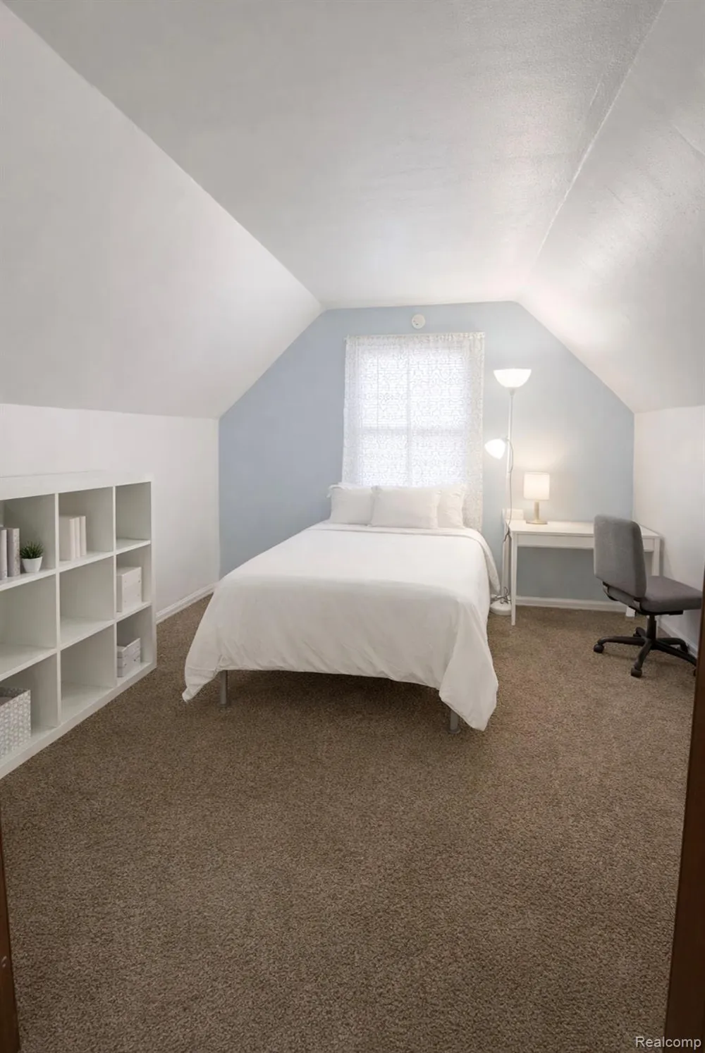 2315 Hartwick Highway Lincoln Park City, MI 48146
