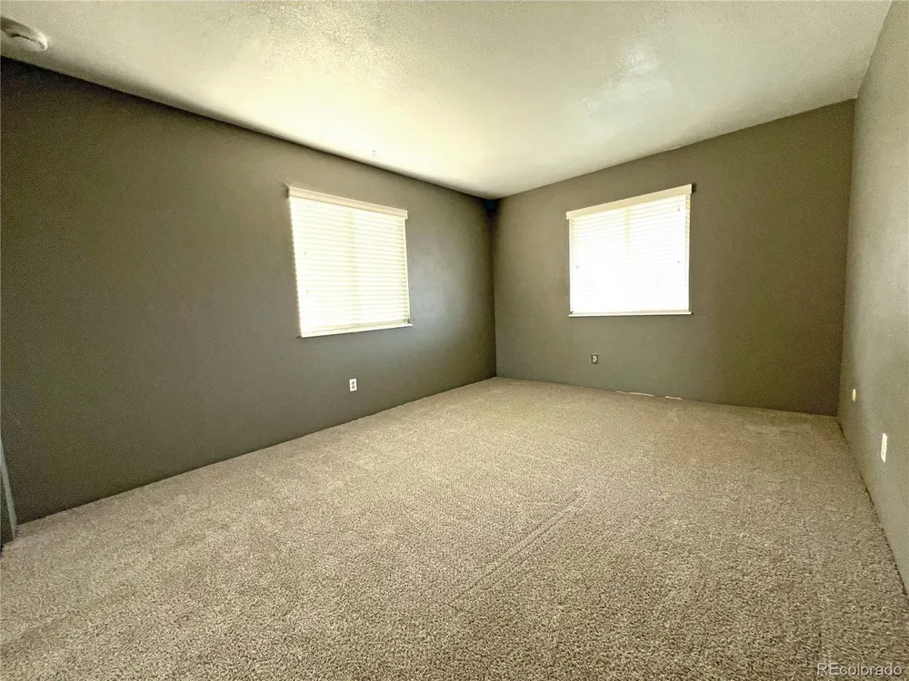 10211 Ura Lane #2-208 Thornton, CO 80260