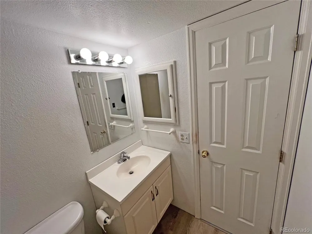 10211 Ura Lane #2-208 Thornton, CO 80260