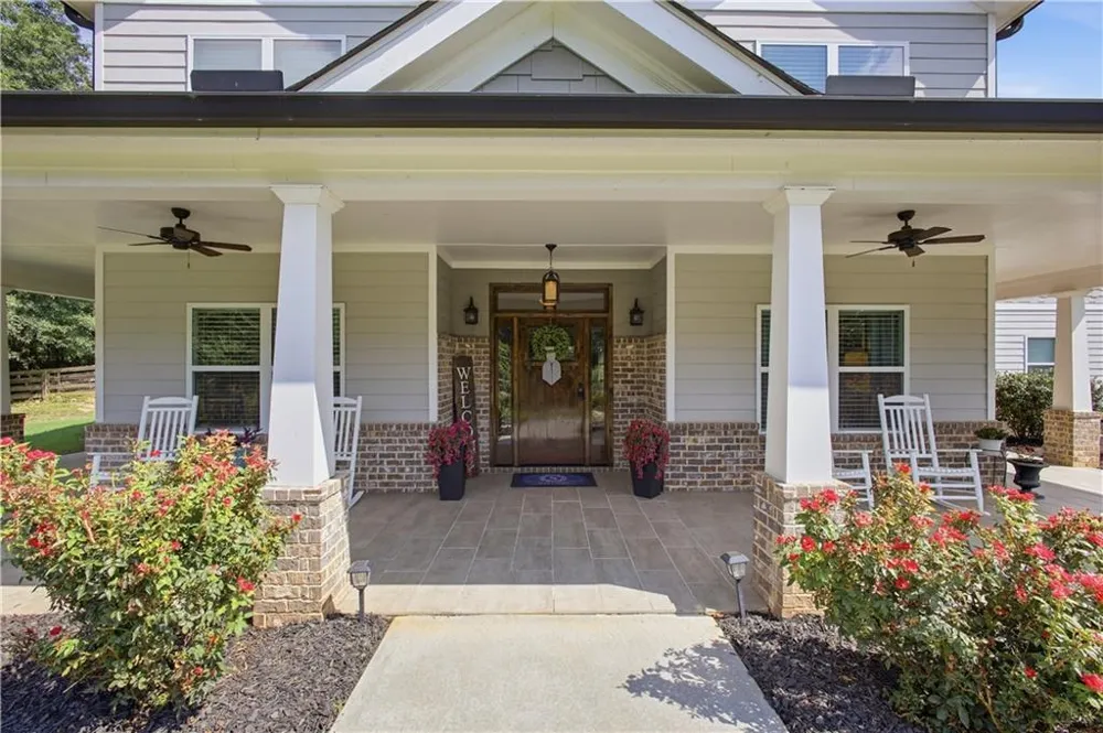 579 New Cut Road Braselton, GA 30517