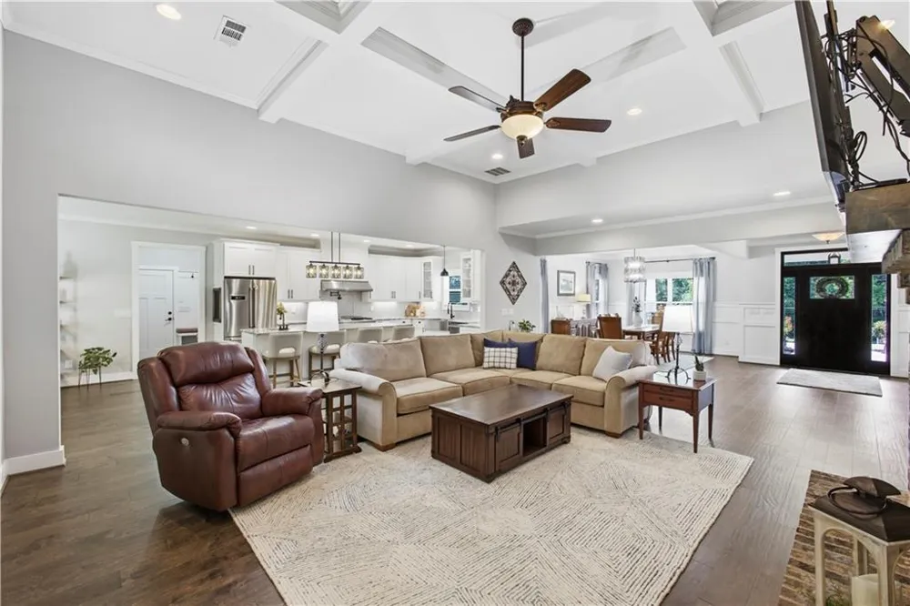 579 New Cut Road Braselton, GA 30517
